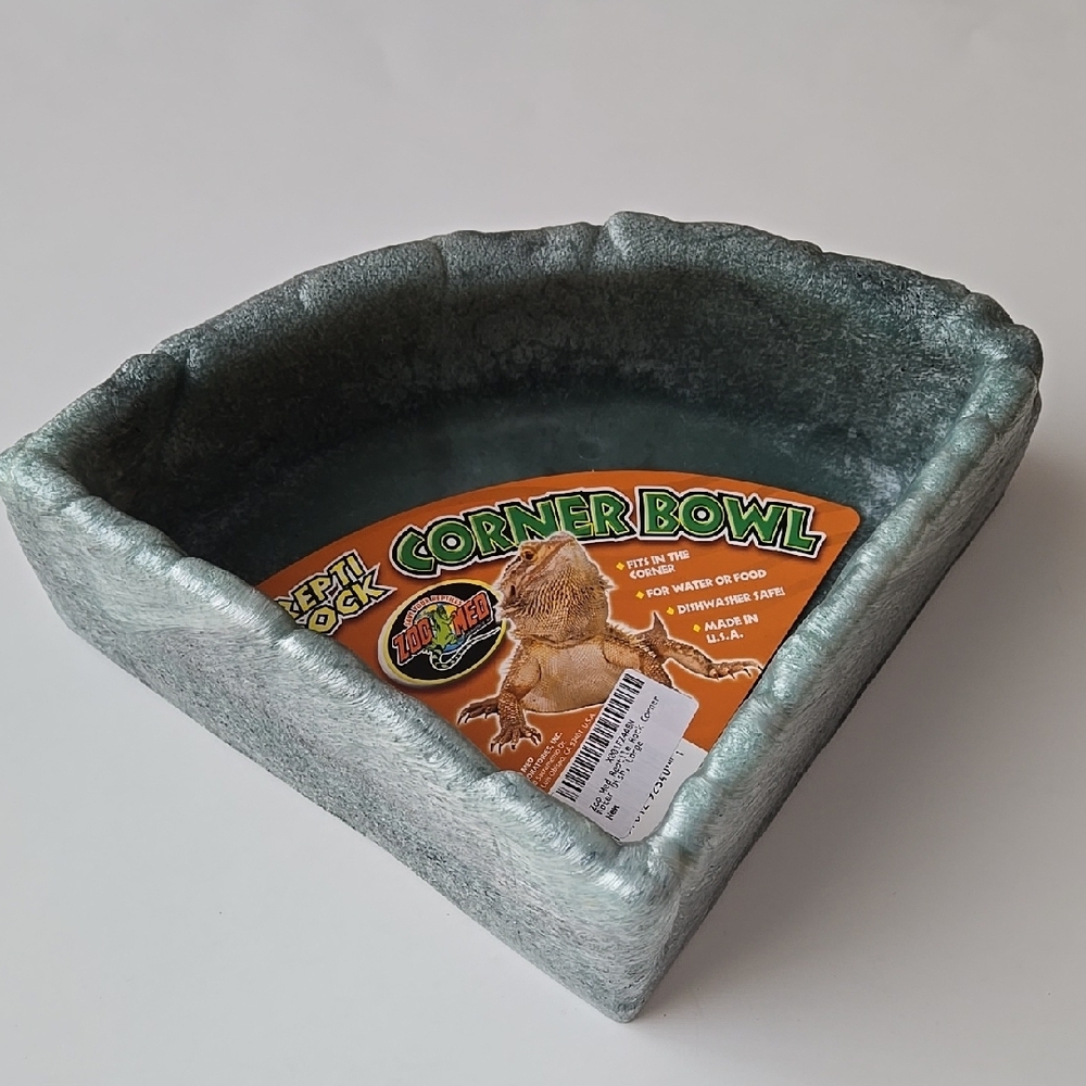 Repti Rock Large Corner Bowl - Gray
